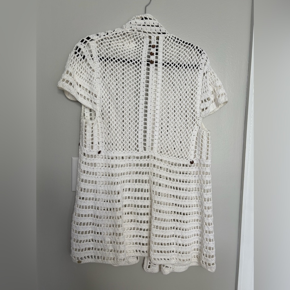 Cream Open-Weave Short-Sleeve Cardigan with Pocket Accents - Picture 2 of 3